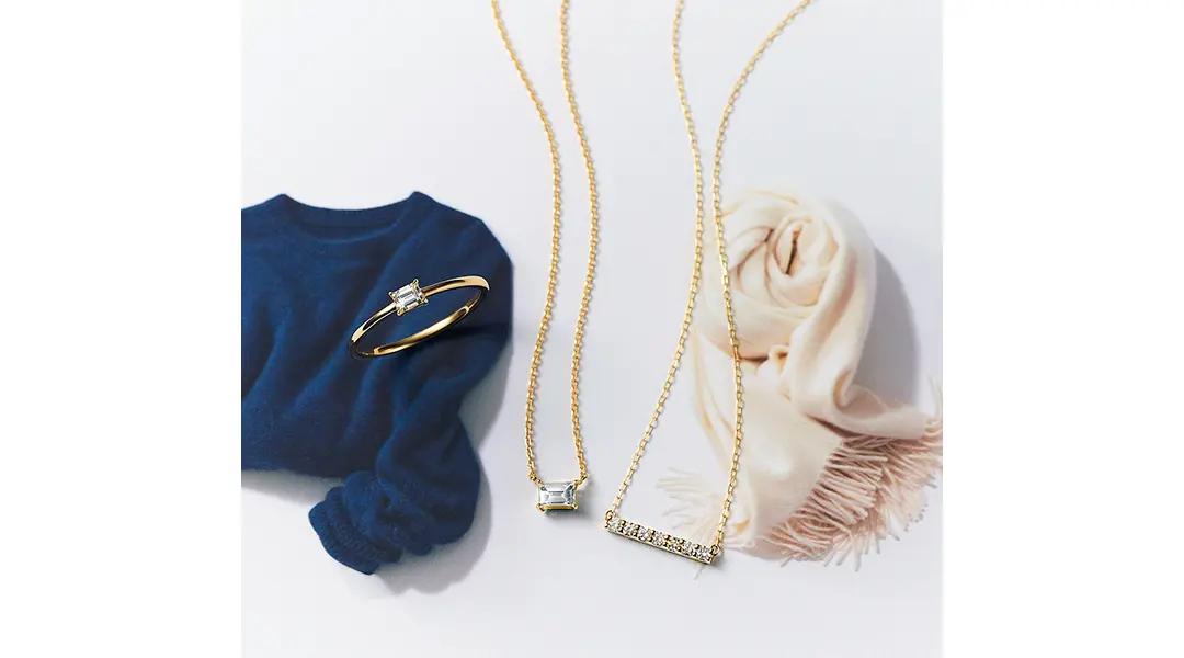 予定のある日も、画面越しでも、さりげなく映える 優しく品よく。『JEWELRY TSUTSUMI』のウインタージュエリー_15