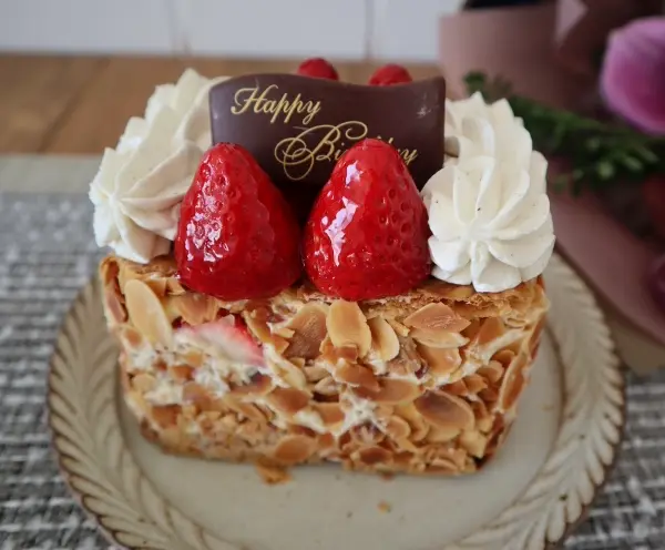 予約必須!あの銀座マキシムの《苺のミルフィーユ》を食べました♡ 【おすすめいちごスイーツ】_1