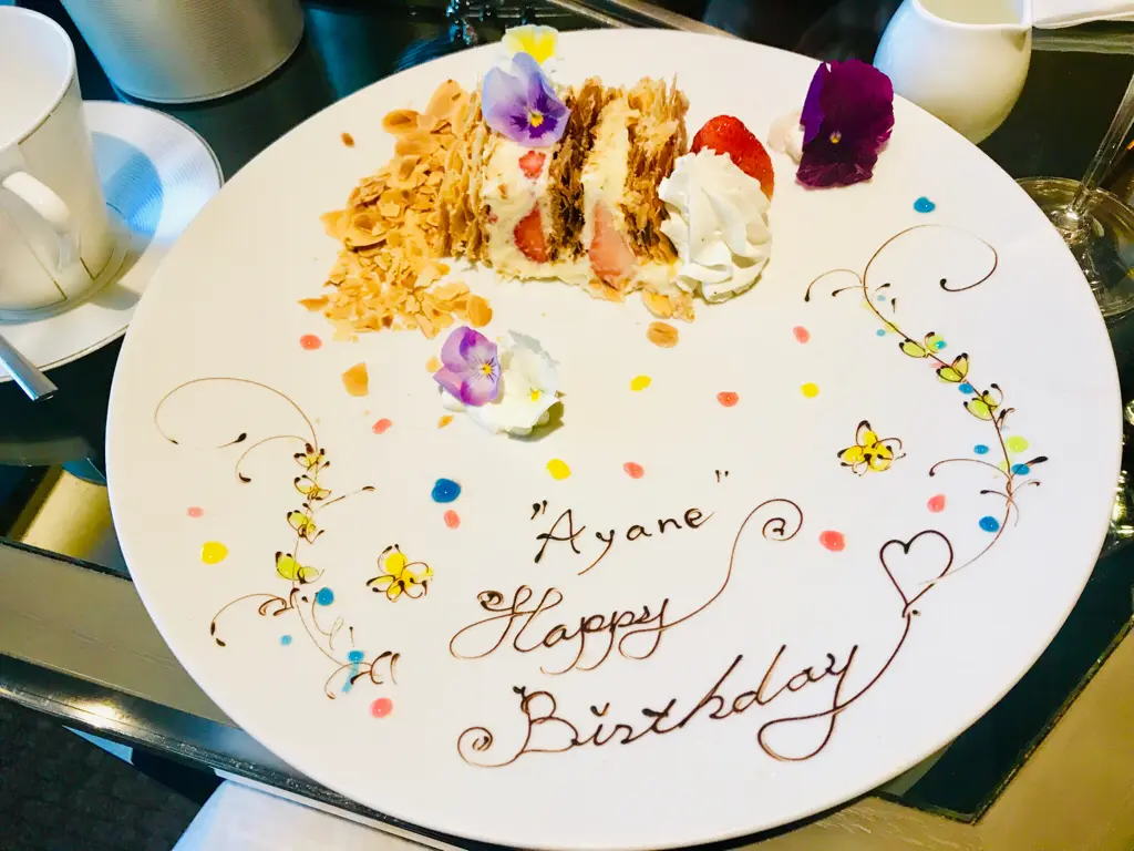 【銀座カフェ】女子会におすすめ!苺づくしの《アフタヌーンティー》が超絶お洒落♡_12