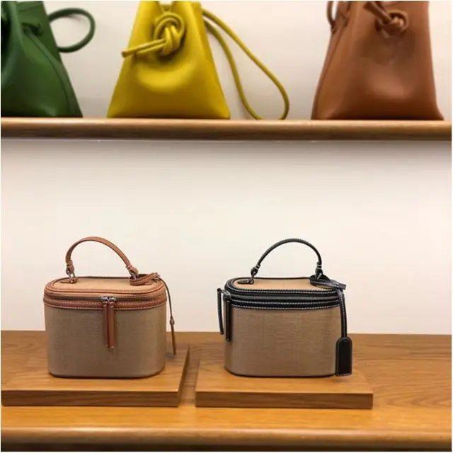 大人っぽいトーンのPVC素材がかわいい! 人気上昇中のブランド『VASIC』にみる春夏トレンド【#副編Yの展示会レポート 】_2