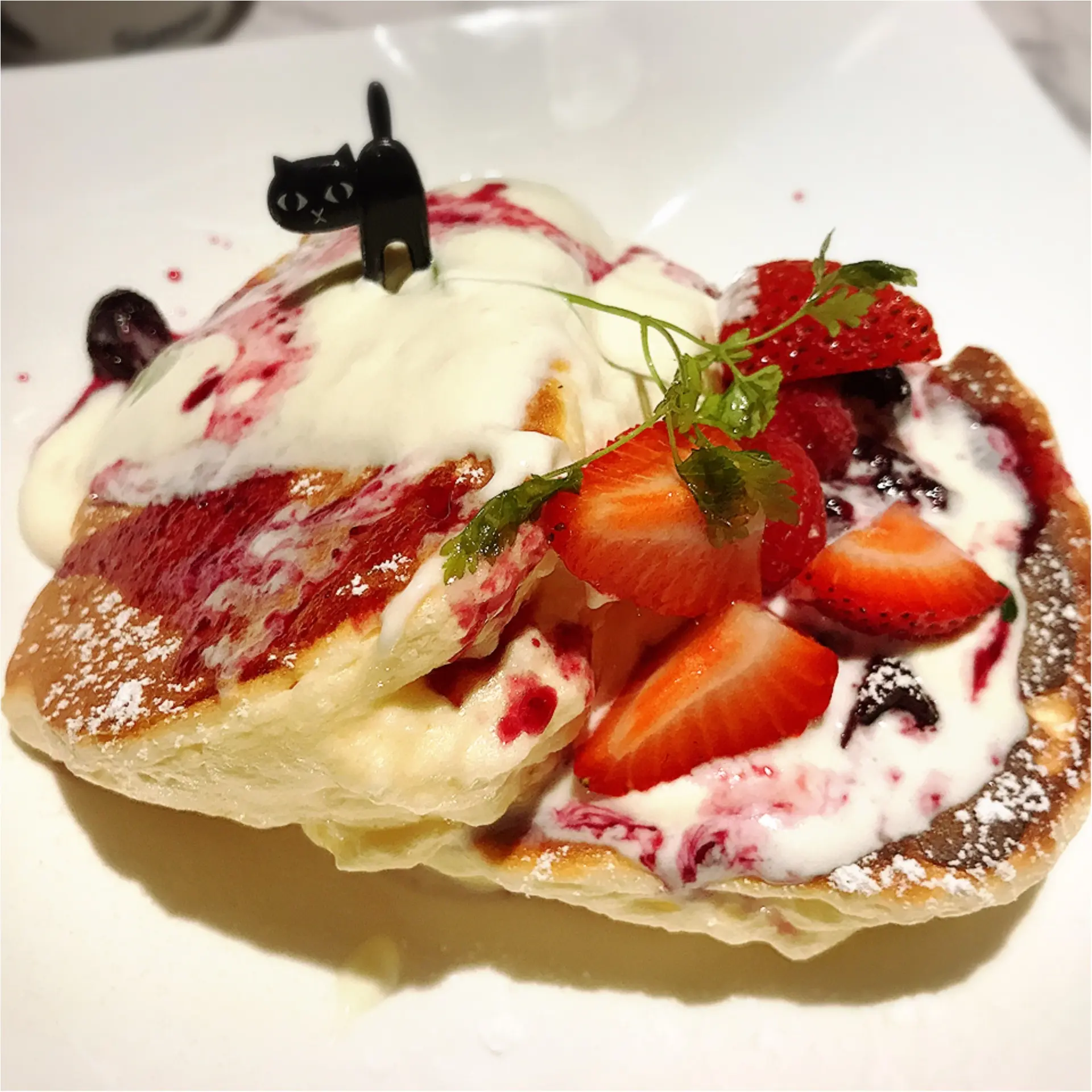 ★豊富なフォトジェニドリンクが女子会にオススメ!可愛い○○がモチーフのオシャレカフェ★_3