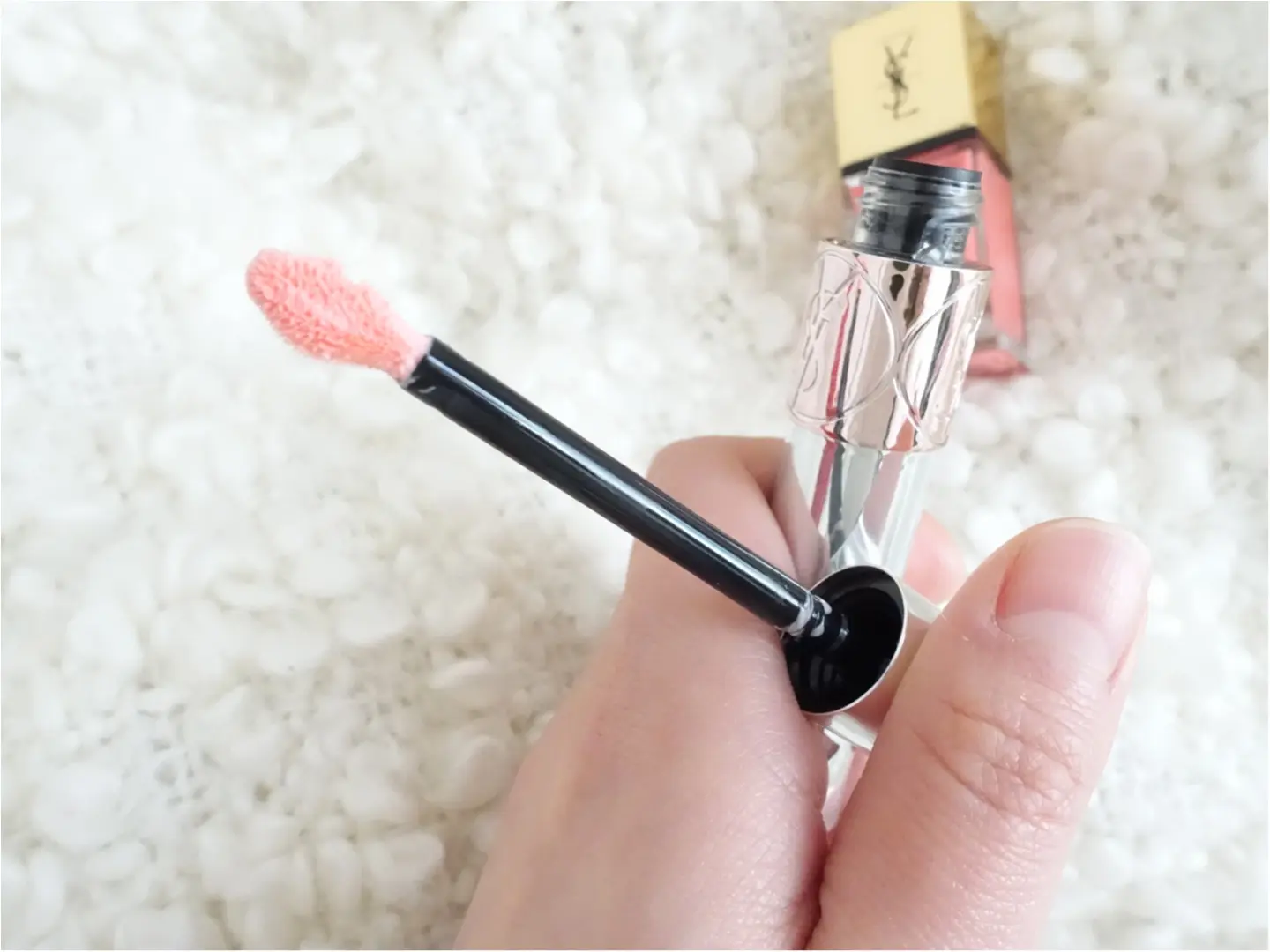 〈2月2日発売!〉YSLのリップは新発売&限定商品同時発売!!思わずパケ買いしたくなるアイテムが、寝ても覚めてもキスを誘うって、、?!_4