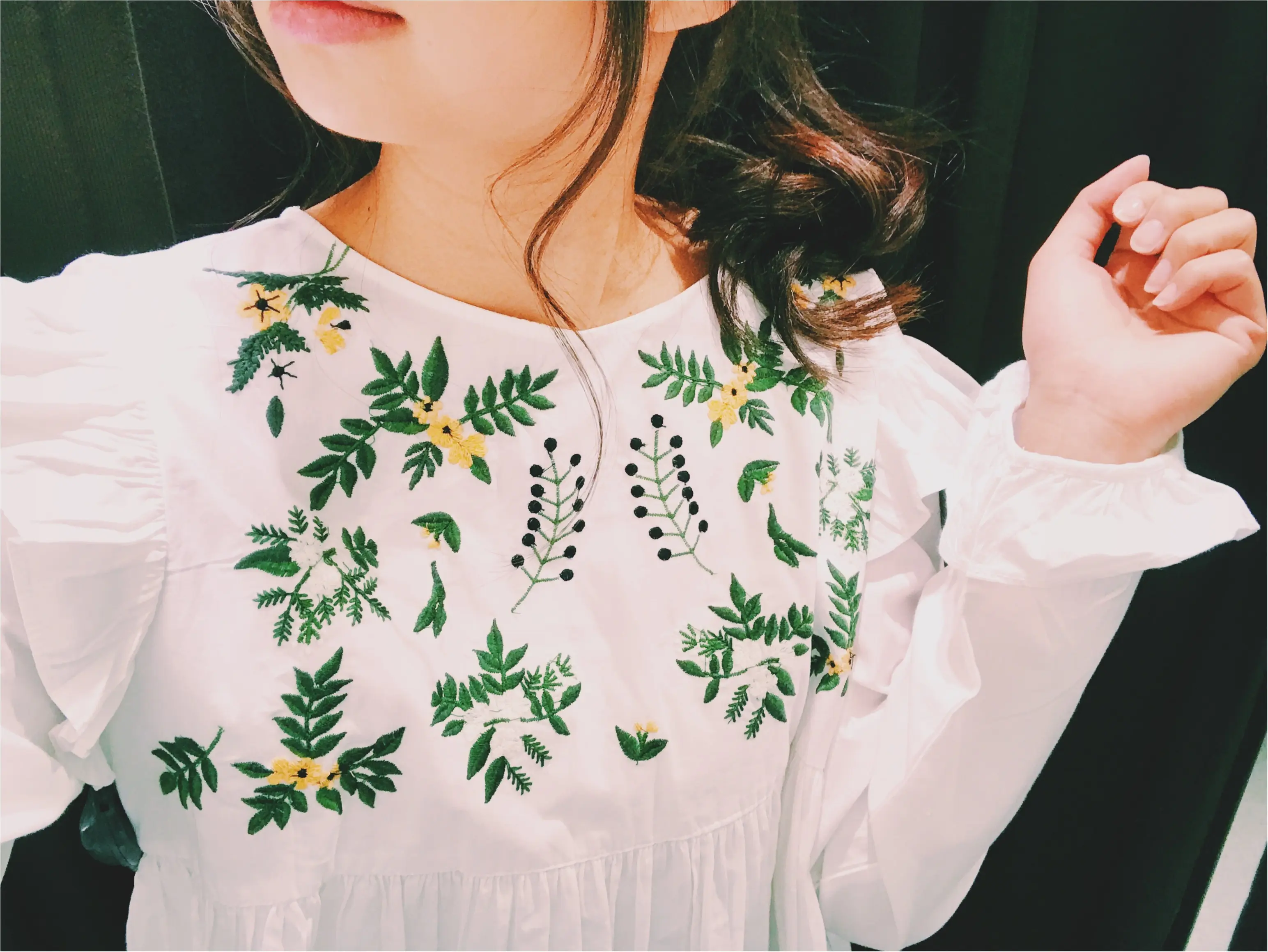 1枚でおしゃれに決まる『刺繍ブラウス』‼ 断然人気は【ZARA】♪_6