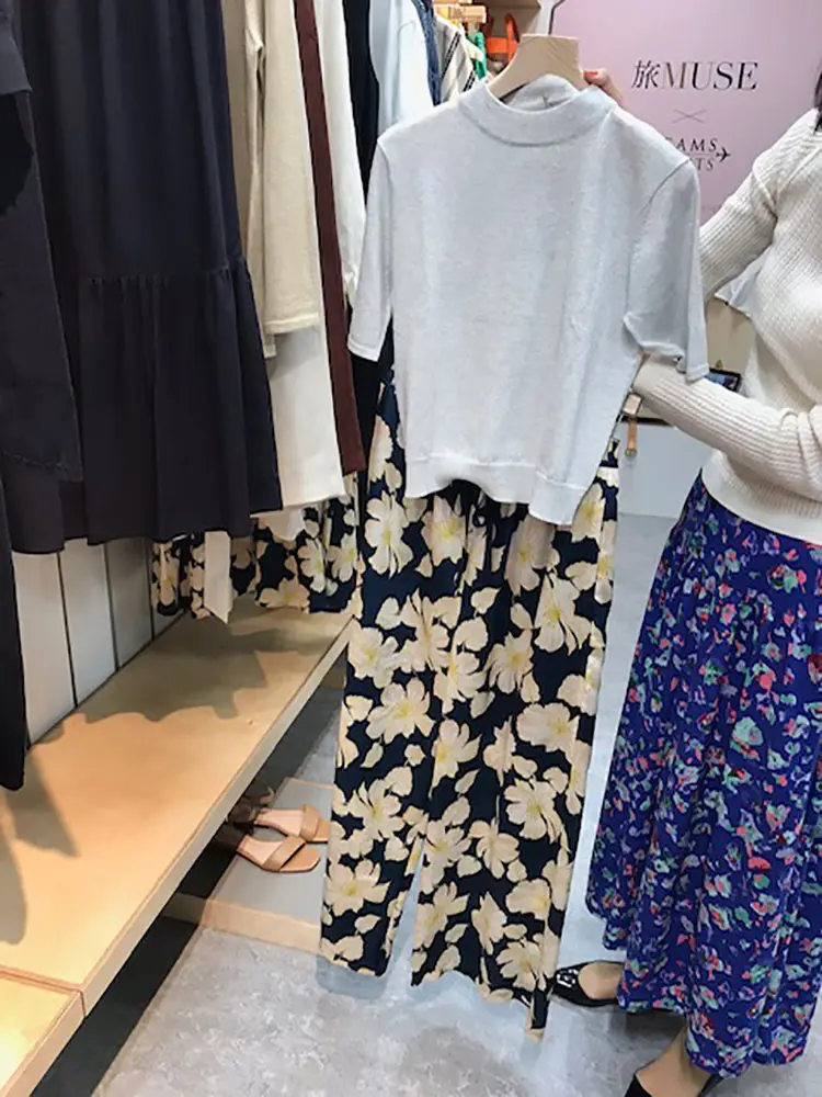 チェックのロングトレンチコートや、ストライプ柄のトップス&スカートなど♡ 『ビームス ライツ』の春夏展示会【 #副編Yの展示会レポート 】_5