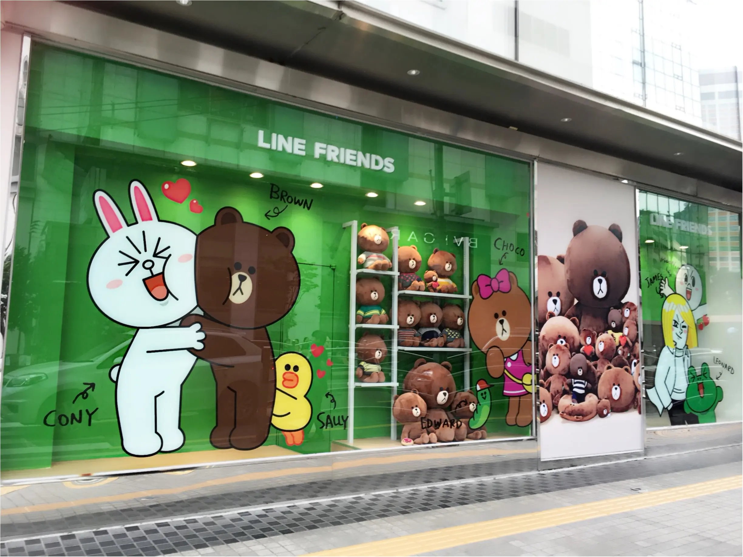 ♡【韓国大人気スポット‼︎】明洞のLINEグッズ専門店♡モアハピ◡̈のぞみ♡_14