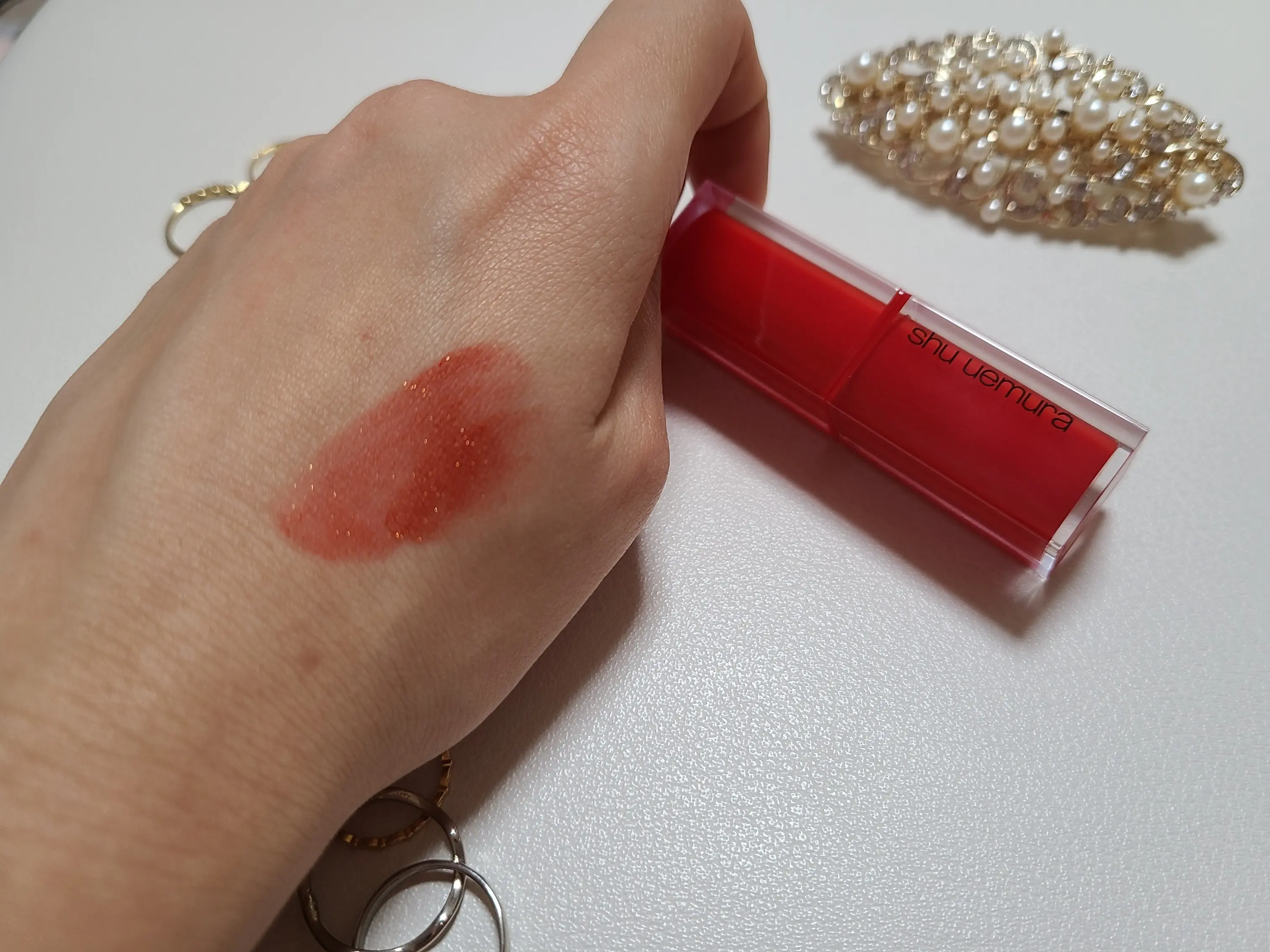 【shu uemura】マットなのにキラキラ★ルージュアンリミテッド★_3