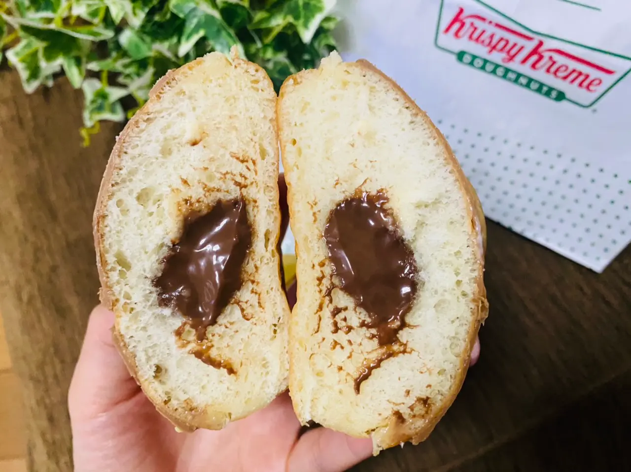 【クリスピー・クリーム・ドーナツ】可愛すぎるコラボ!《ミニオンドーナツ》は絶対買い♡_5